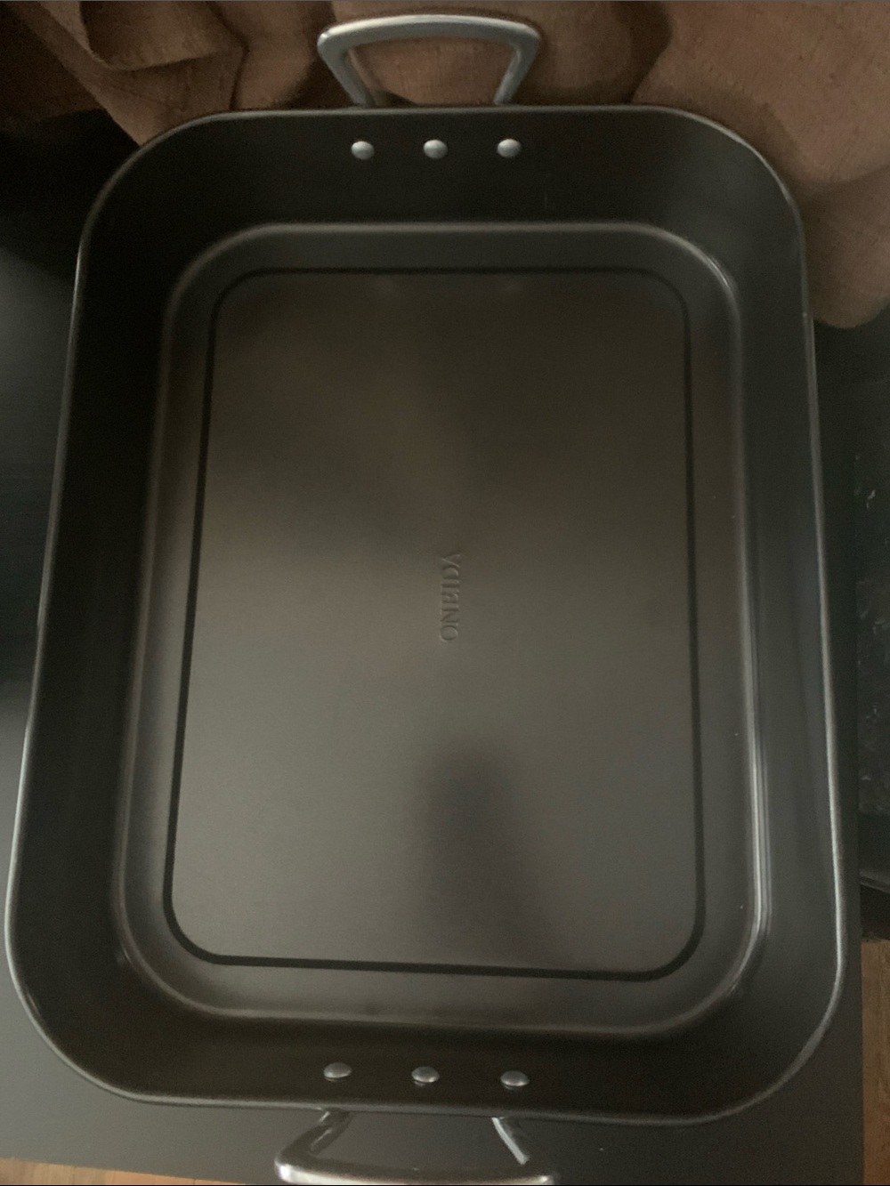 X-Large Oneida Black Nonstick Roasting Pan